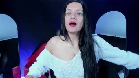 LUCERO online show from 12/18/25, 03:01