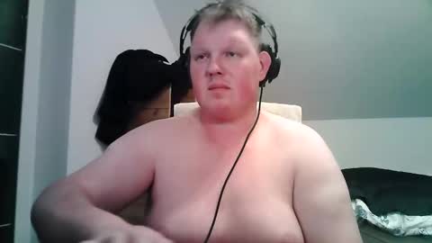 Snapshot of setcuna chatting on 03/25/26, 09:43 setcuna online show from 03/25/26, 09:43