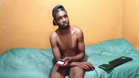 Snapshot of setor_black chatting on 03/05/26, 12:45 Setorblack online show from 03/05/26, 12:45