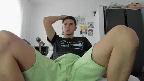 Snapshot of settxx chatting on 05/20/26, 02:23 Ig Sethxrein online show from 05/20/26, 02:23