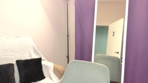 Snapshot of sevans14 chatting on 10/23/25, 08:18 SevanS14 online show from 10/23/25, 08:18