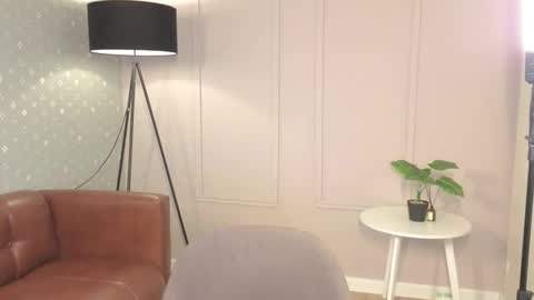 Snapshot of sevans14 chatting on 11/19/25, 04:34 SevanS14 online show from 11/19/25, 04:34