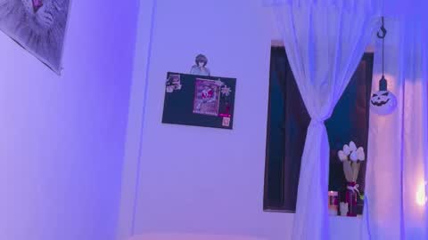 Alexis online show from 09/18/25, 03:52