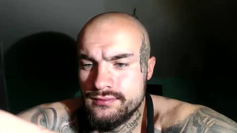 Snapshot of sevendragons1 chatting on 11/24/25, 04:51 SevenDragons online show from 11/24/25, 04:51