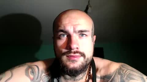 Snapshot of sevendragons1 chatting on 11/28/25, 03:58 SevenDragons online show from 11/28/25, 03:58