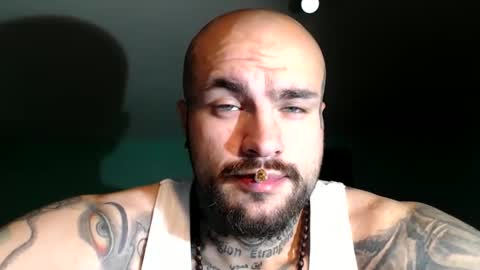 Snapshot of sevendragons1 chatting on 12/05/25, 02:58 SevenDragons online show from 12/05/25, 02:58