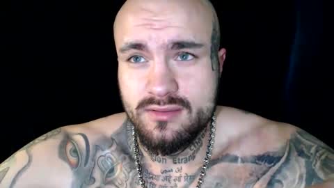 Snapshot of sevendragons1 chatting on 03/18/26, 01:53 SevenDragons online show from 03/18/26, 01:53