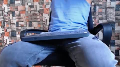 Snapshot of sexatlexx chatting on 09/14/25, 01:21 arnold online show from 09/14/25, 01:21