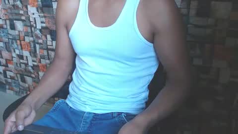 Snapshot of sexatlexx chatting on 09/25/25, 03:05 arnold online show from 09/25/25, 03:05