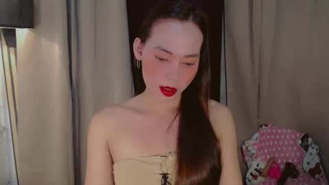Snapshot of sexbombvenice chatting on 03/28/26, 12:27 Venice online show from 03/28/26, 12:27