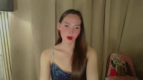 Snapshot of sexbombvenice chatting on 04/11/26, 05:45 Venice online show from 04/11/26, 05:45