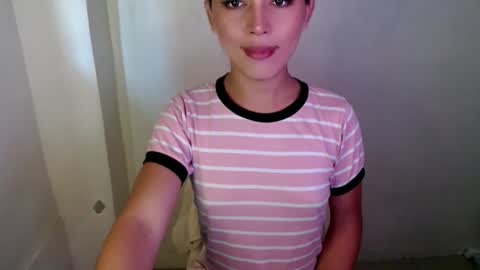 Snapshot of sexfuckeer chatting on 11/17/25, 02:06 sexfuckeer online show from 11/17/25, 02:06