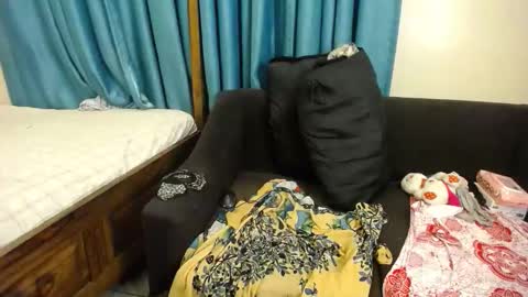 Snapshot of sexie_desire chatting on 02/03/26, 02:53 Mari online show from 02/03/26, 02:53