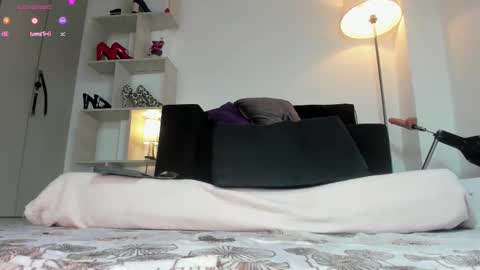 Rosa  online show from 10/17/25, 01:25