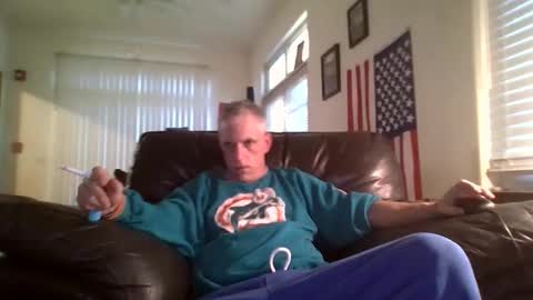 sexisgood0 online show from 04/19/26, 12:04