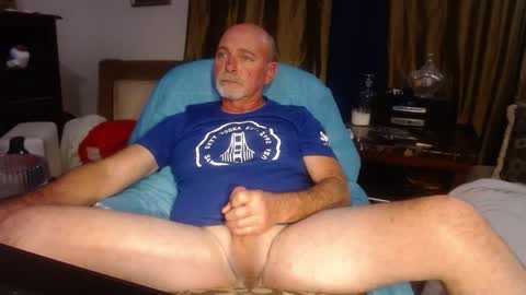 Snapshot of sexjunkie8 chatting on 01/28/25, 03:47 Sex Junkie online show from 01/28/25, 03:47