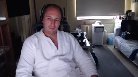 Snapshot of sexlobo1 chatting on 06/06/26, 03:17 Sexlobo online show from 06/06/26, 03:17