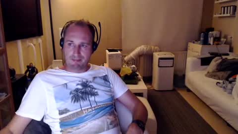 Snapshot of sexlobo1 chatting on 07/02/26, 01:05 Sexlobo online show from 07/02/26, 01:05