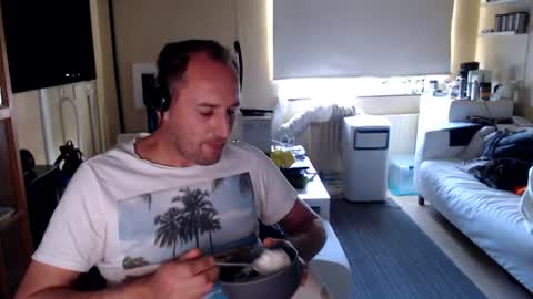 Snapshot of sexlobo1 chatting on 07/02/26, 12:33 Sexlobo online show from 07/02/26, 12:33