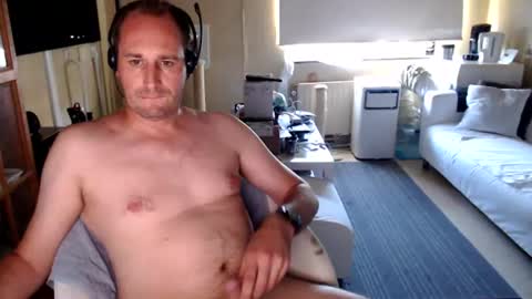 Snapshot of sexlobo1 chatting on 07/14/26, 03:29 Sexlobo online show from 07/14/26, 03:29