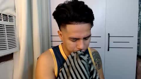 Snapshot of sexloversxxxx chatting on 11/14/25, 08:51 HI I AM JAMESPLEASE LET ME DO SOME HOT SHOWS FOR YOU HERE FOR MY SCHOOL AND FOR MY FAMILY online show from 11/14/25, 08:51