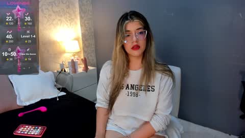 Snapshot of sexmilla_ chatting on 12/29/24, 09:41 My name is sexmilla   Dont forget to follow me online show from 12/29/24, 09:41