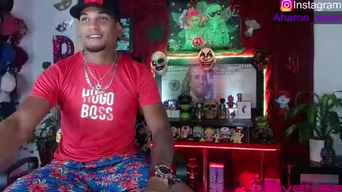 Aharon  ravelo online show from 03/30/26, 03:51