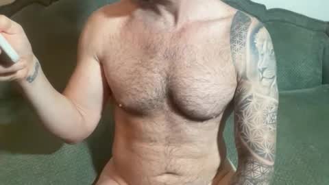Snapshot of sexologistbull chatting on 05/25/26, 08:59 SexologistBull online show from 05/25/26, 08:59