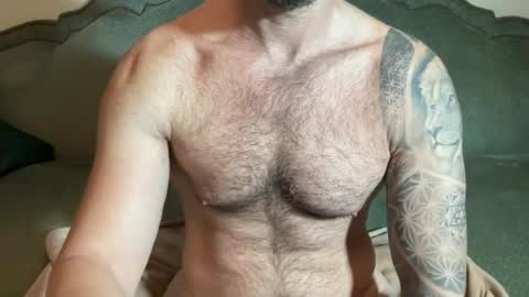 Snapshot of sexologistbull chatting on 06/11/26, 06:50 SexologistBull online show from 06/11/26, 06:50