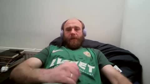 Snapshot of sexratalex chatting on 09/30/25, 02:00 sexratalex online show from 09/30/25, 02:00