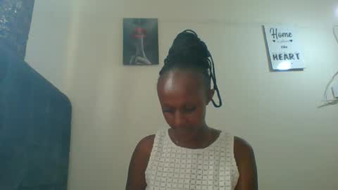 Snapshot of sexsy_sally chatting on 12/09/24, 09:28 sexsysally online show from 12/09/24, 09:28