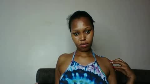 Snapshot of sexttiana_ebony chatting on 09/30/25, 09:47 sexttiana_ebony online show from 09/30/25, 09:47