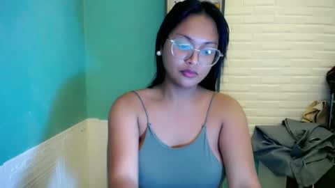 Snapshot of sexuallyattractive_mae chatting on 07/03/26, 06:03 sexuallyattractive_mae online show from 07/03/26, 06:03