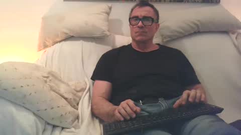 Sexurbation online show from 04/29/26, 07:20