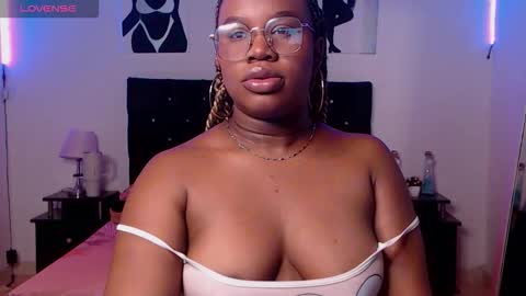 Snapshot of sexx_amara chatting on 02/21/26, 06:25 Amara online show from 02/21/26, 06:25