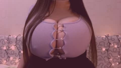 Snapshot of sexxgirlboy chatting on 02/12/25, 05:15 Julia online show from 02/12/25, 05:15