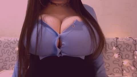 Snapshot of sexxgirlboy chatting on 02/01/26, 02:26 Julia online show from 02/01/26, 02:26