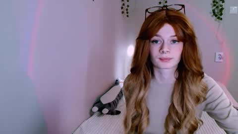 Snapshot of sexxxyalice chatting on 01/09/26, 07:22 Alice 3 online show from 01/09/26, 07:22