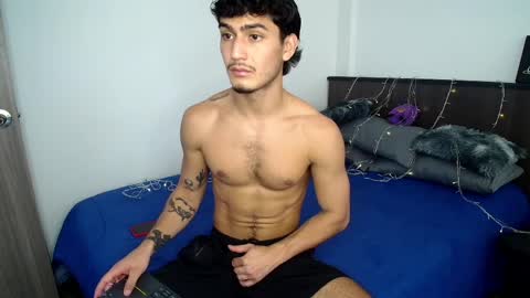 JUAN online show from 04/12/26, 04:56