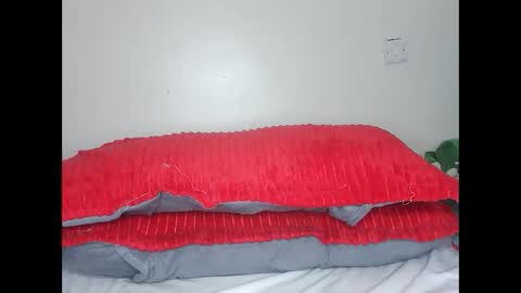 Snapshot of sexxy_bhaddie chatting on 01/11/26, 01:38 kisses online show from 01/11/26, 01:38