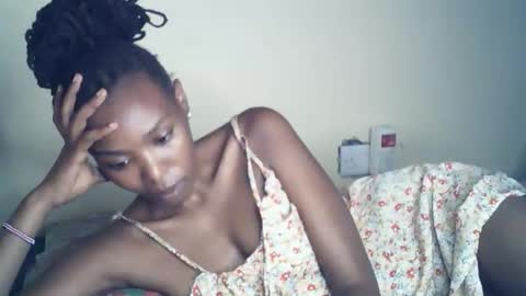 sexxy_curvy23 online show from 05/04/26, 03:57
