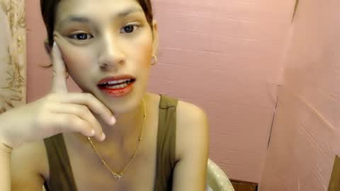 Snapshot of sexxy_dahlia chatting on 04/18/26, 02:15 Dahlia online show from 04/18/26, 02:15