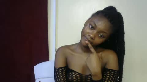 vicky online show from 03/28/26, 08:41