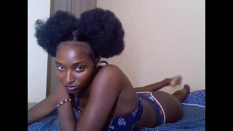 Snapshot of sexxy_liney chatting on 02/24/25, 11:54 sexxy_liney online show from 02/24/25, 11:54