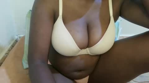 sexxy_maya1 online show from 04/24/26, 06:21