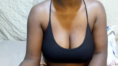 sexxy_maya1 online show from 06/10/26, 08:35