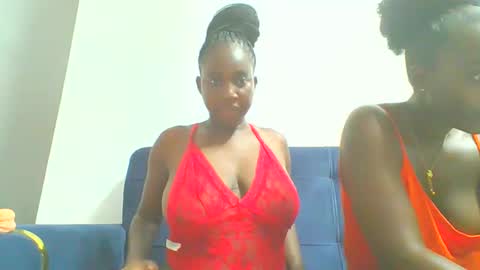 Snapshot of sexxy_thick_ebony chatting on 10/15/25, 04:18 Sweet doll  online show from 10/15/25, 04:18