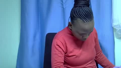 African Queen online show from 05/06/26, 01:57