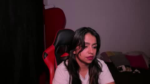 Snapshot of sexxyhot23 chatting on 04/01/26, 02:23 LINDA online show from 04/01/26, 02:23