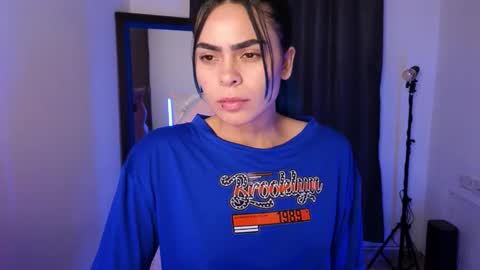  Angie   online show from 10/13/25, 11:16